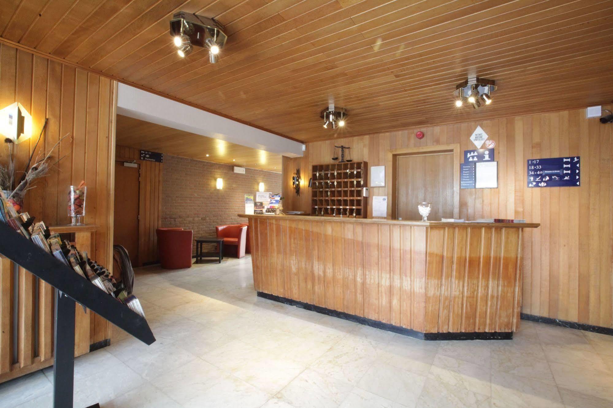 Le Relais Du Marquis Hotell Ittre Exteriör bild